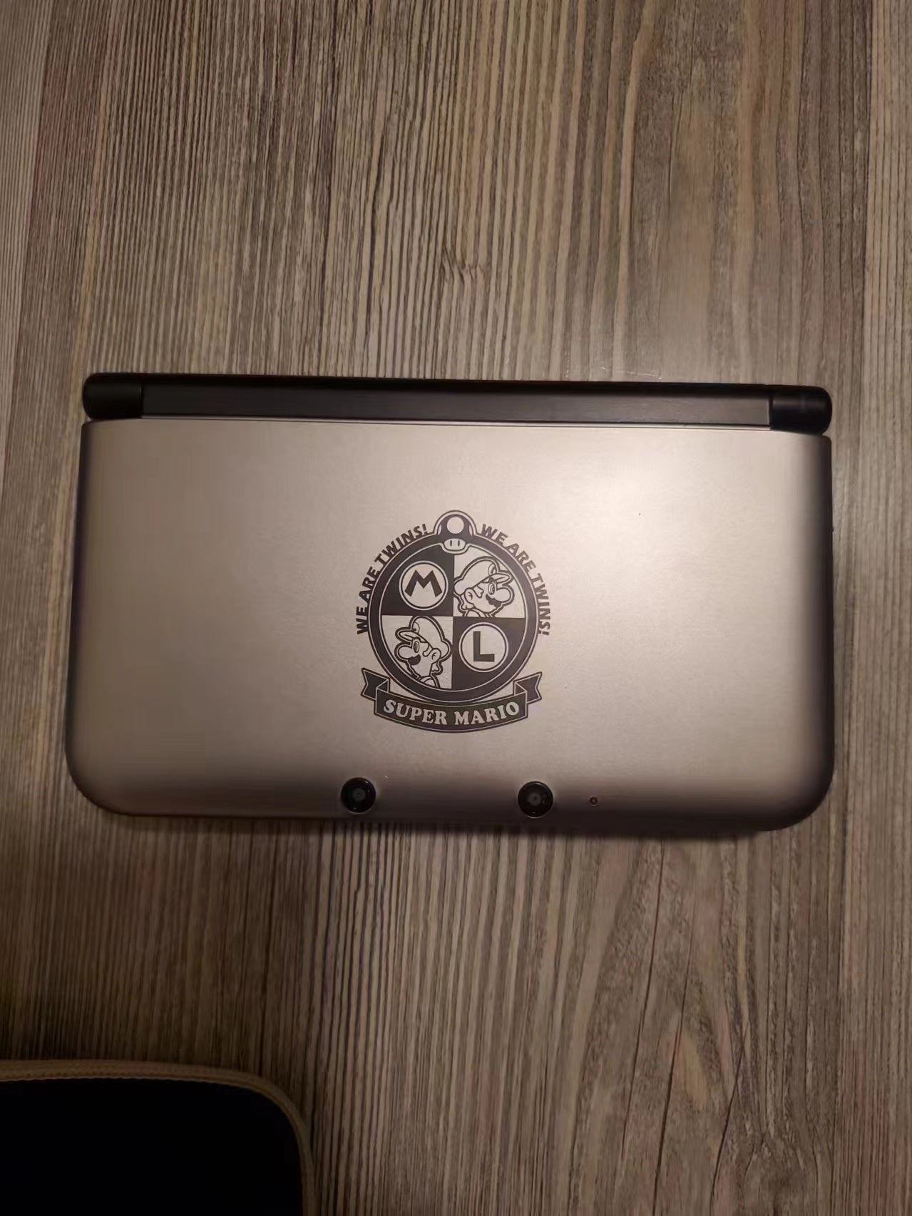 Nintendo 3DSXL iQue limited edtion